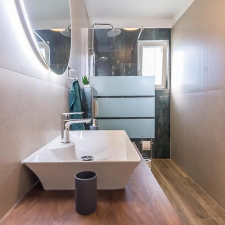 Stina Apartment บีโอกราดนาโมรู ภายนอก รูปภาพ