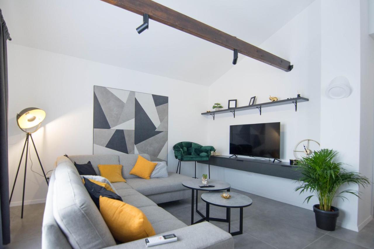 Stina Apartment บีโอกราดนาโมรู ภายนอก รูปภาพ