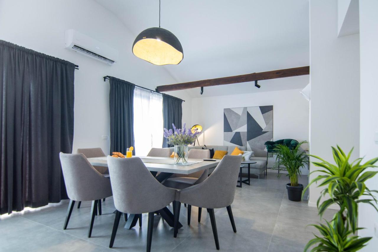 Stina Apartment บีโอกราดนาโมรู ภายนอก รูปภาพ