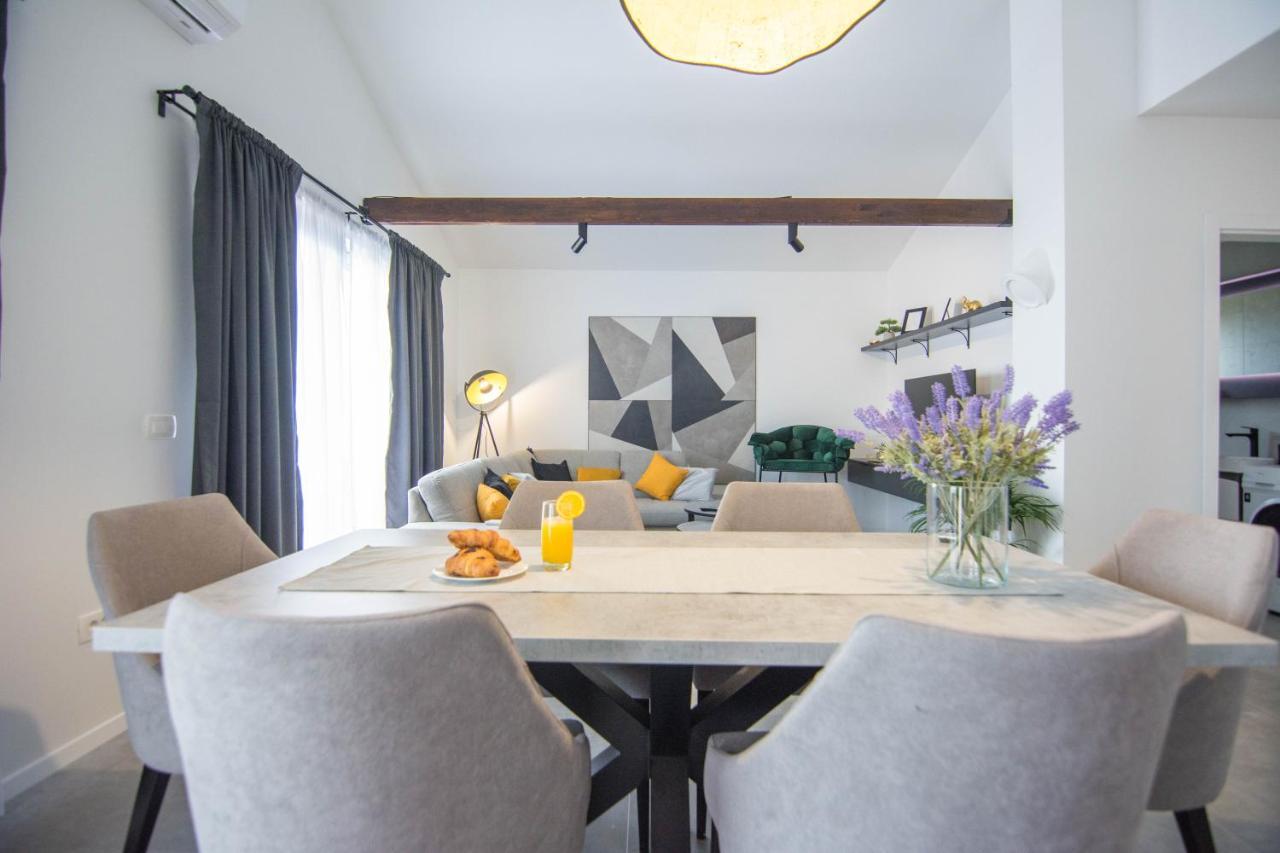 Stina Apartment บีโอกราดนาโมรู ภายนอก รูปภาพ