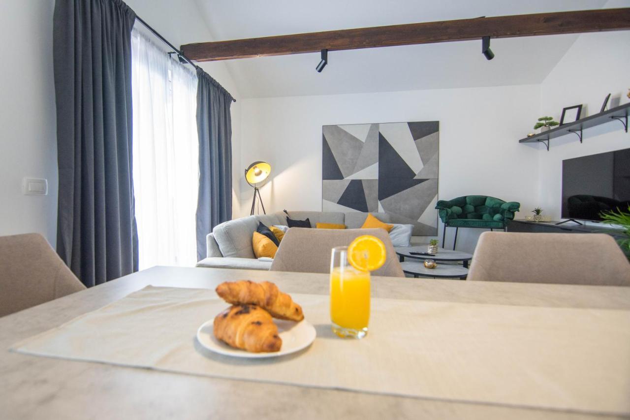 Stina Apartment บีโอกราดนาโมรู ภายนอก รูปภาพ